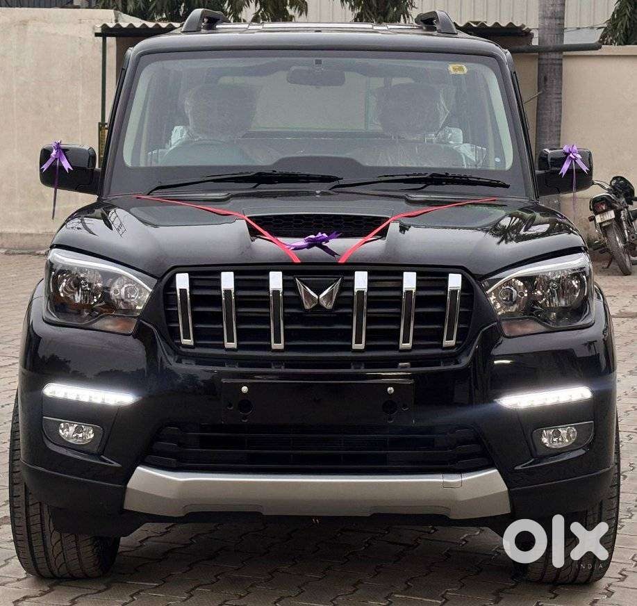 Mahindra Scorpio Classic, 2026, Diesel