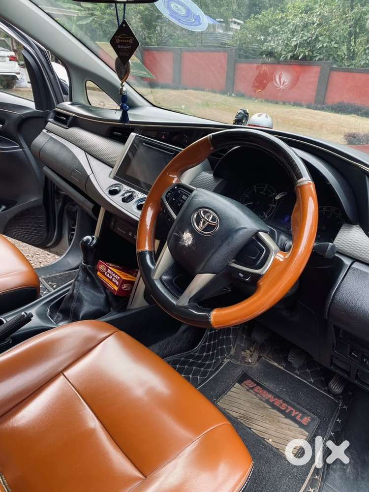 Toyota Innova Crysta 2019