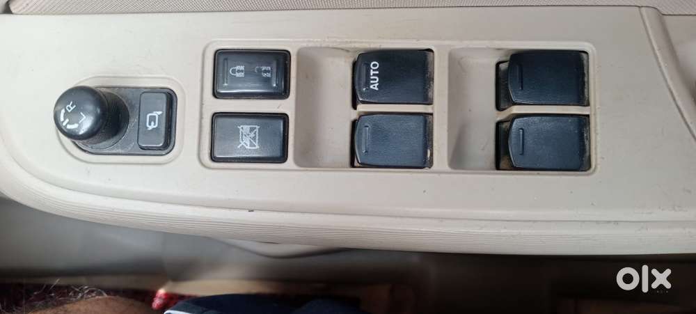 Maruti Suzuki Dzire 1.2 Vxi Cng, 2023, Cng & Hybrids