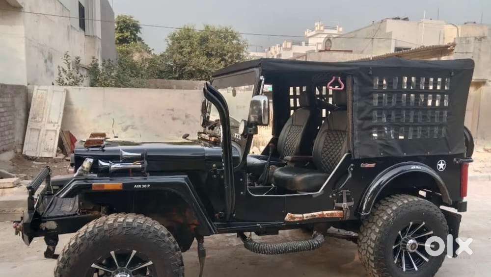 Mahindra Jeep Classic 2004