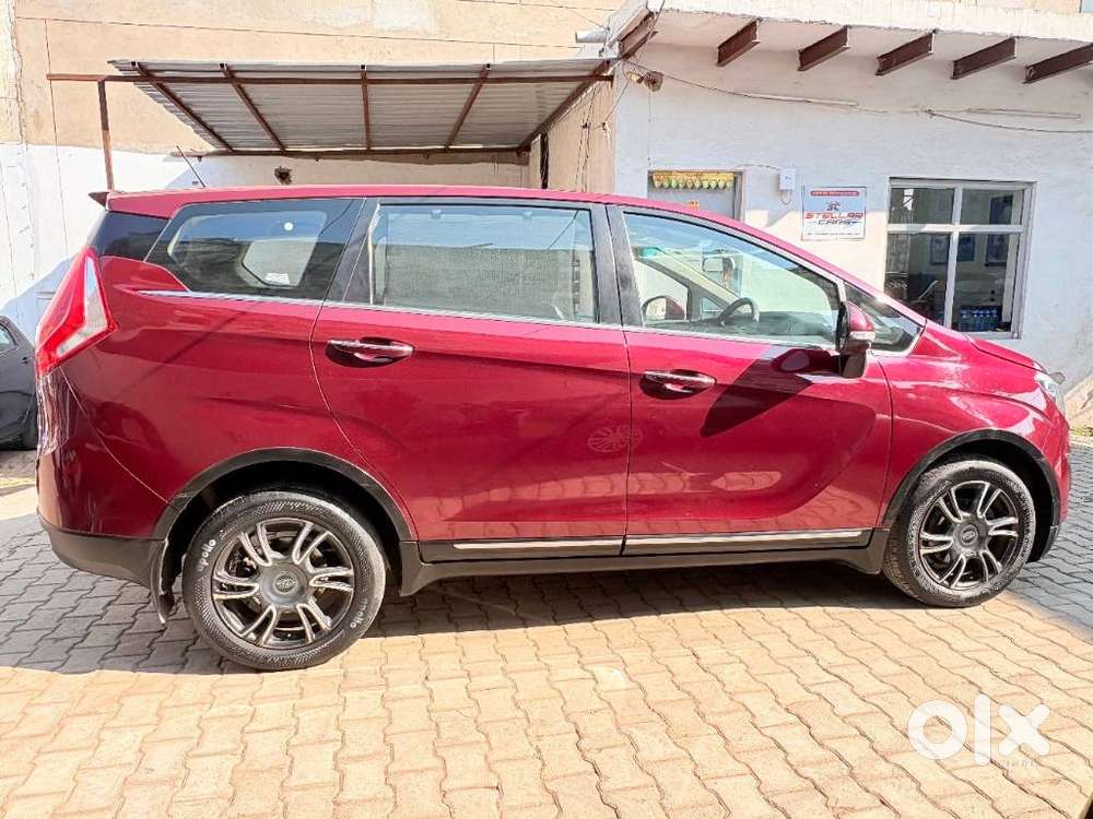 Mahindra Marazzo M8, 2019, Diesel