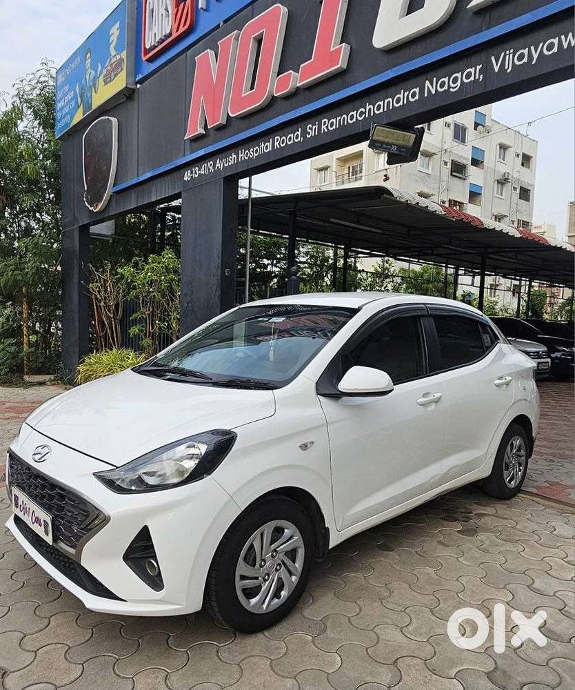 Hyundai Aura 1.2 E Petrol Mt, 2020, Petrol