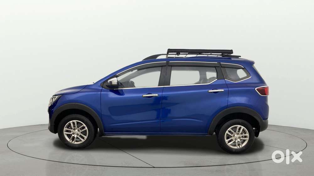 Renault Triber Rxt, 2023, Petrol