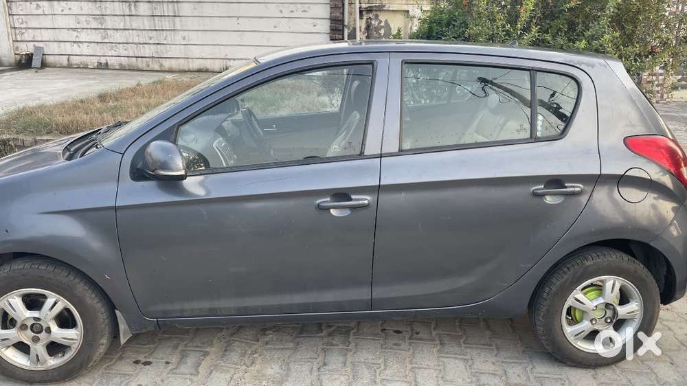 Hyundai I20 Sportz 2011