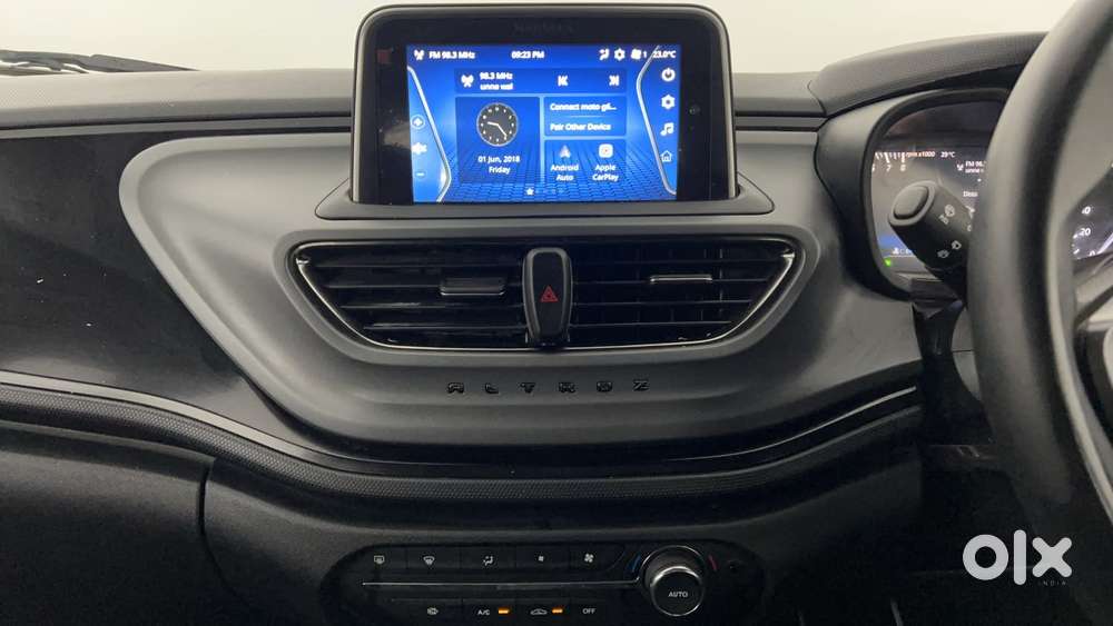 Tata Altroz 1.2 Xz Plus Dark Edition, 2023, Petrol