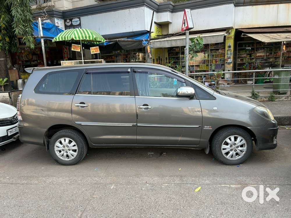 Toyota Innova Diesel 2011