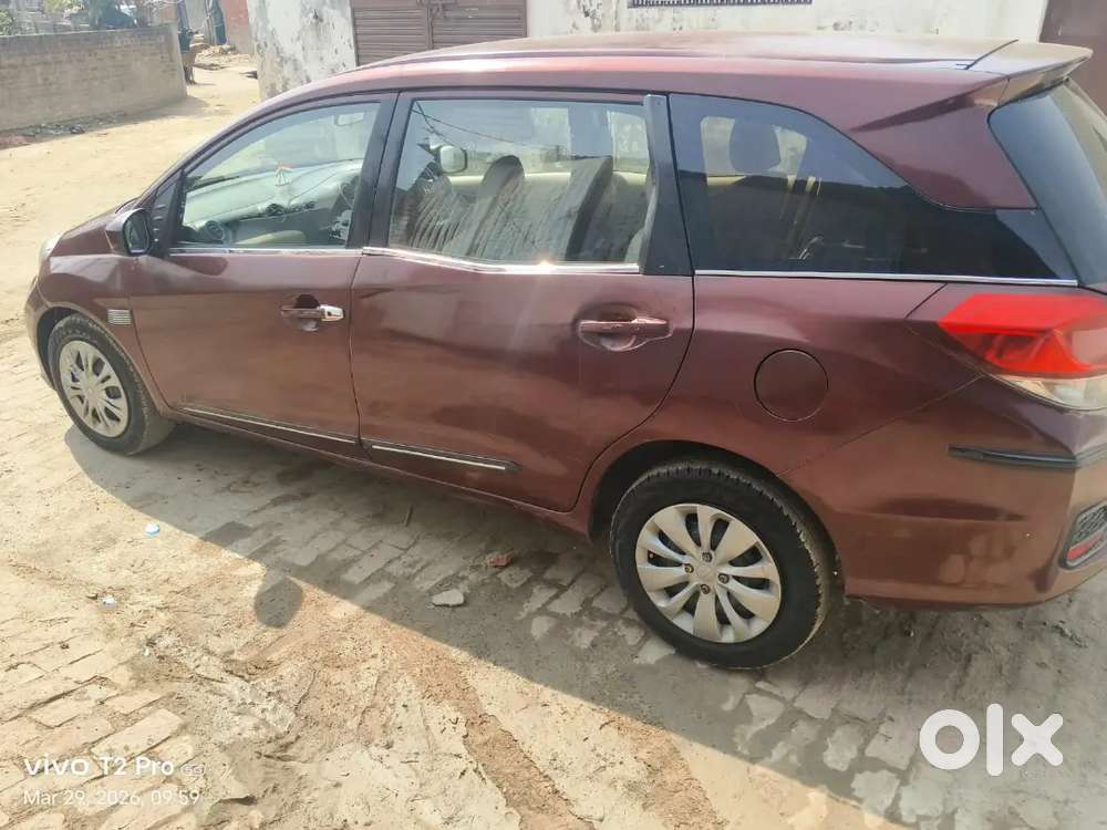 Honda Mobilio 2015
