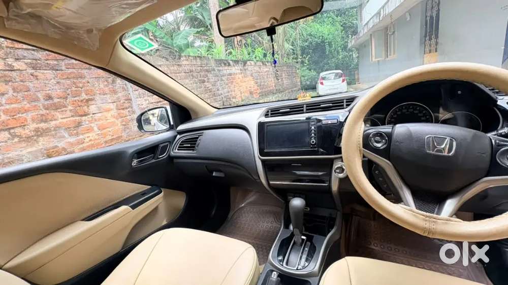 Docter Owned Automatic Transmission Petrol Ca