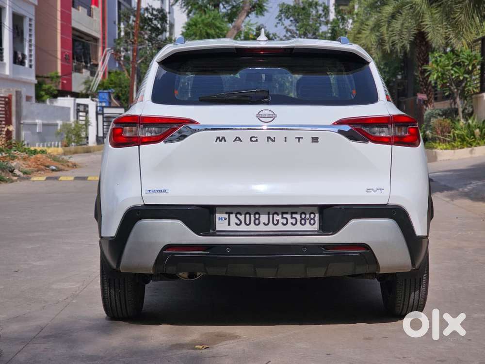 Nissan Magnite 1.0 Xv Executive Turbo Cvt, 2022, Petrol