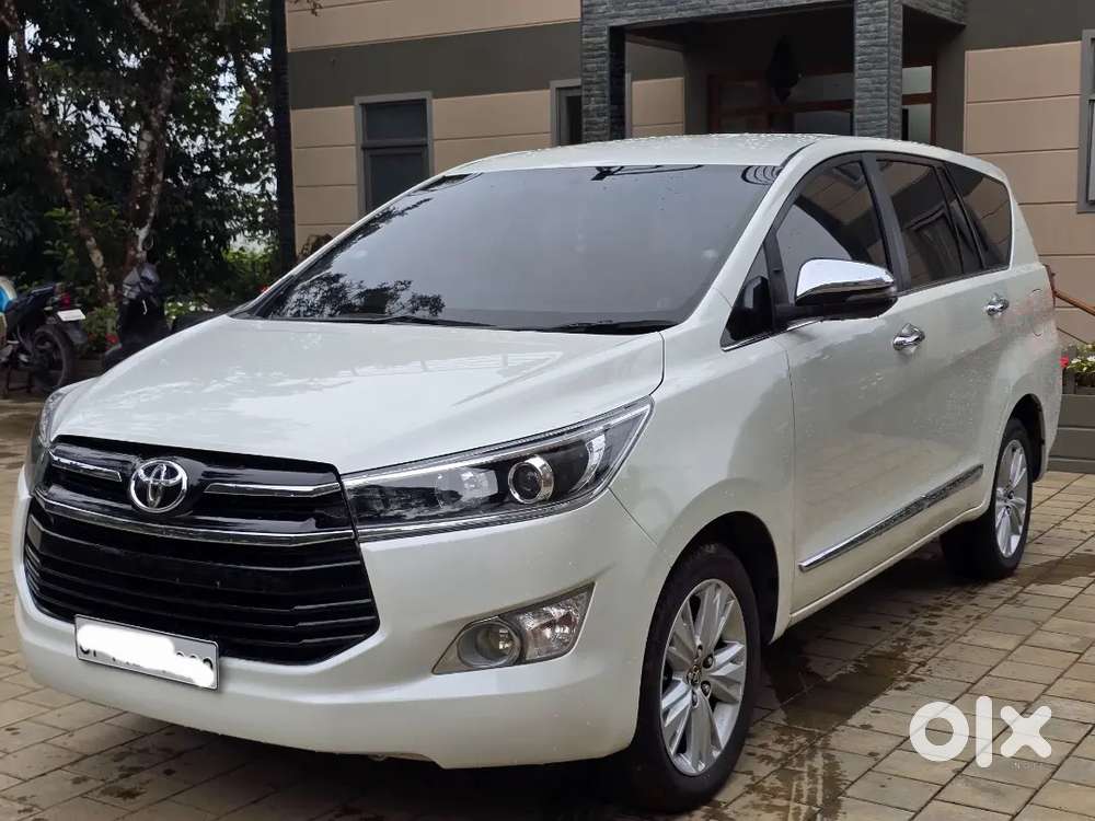 Toyota Innova Crysta 2018 Diesel Well Maintained