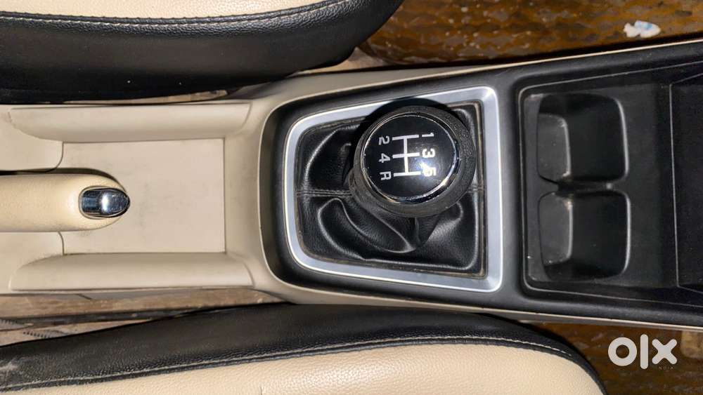 Maruti Suzuki Swift Dzire Zxi + Mt, 2018, Petrol