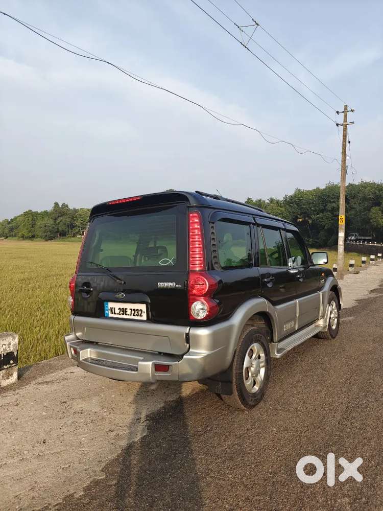 Mahindra Scorpio 2012 Diesel Well Maintained