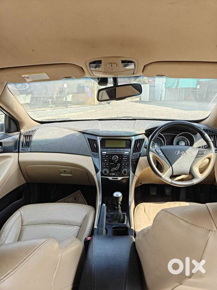 Volkswagen Vento 2010-2013 Petrol Comfortline, 2011, Petrol