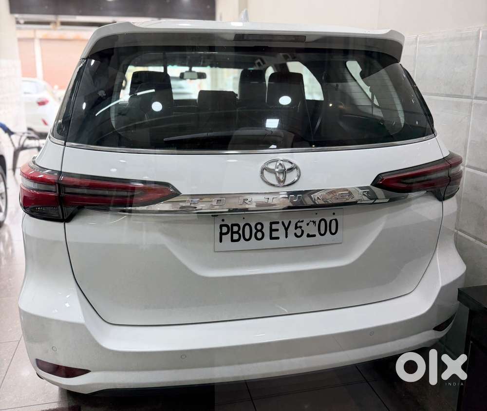 Toyota Fortuner 4x2 At 2.8 Diesel, 2022, Diesel
