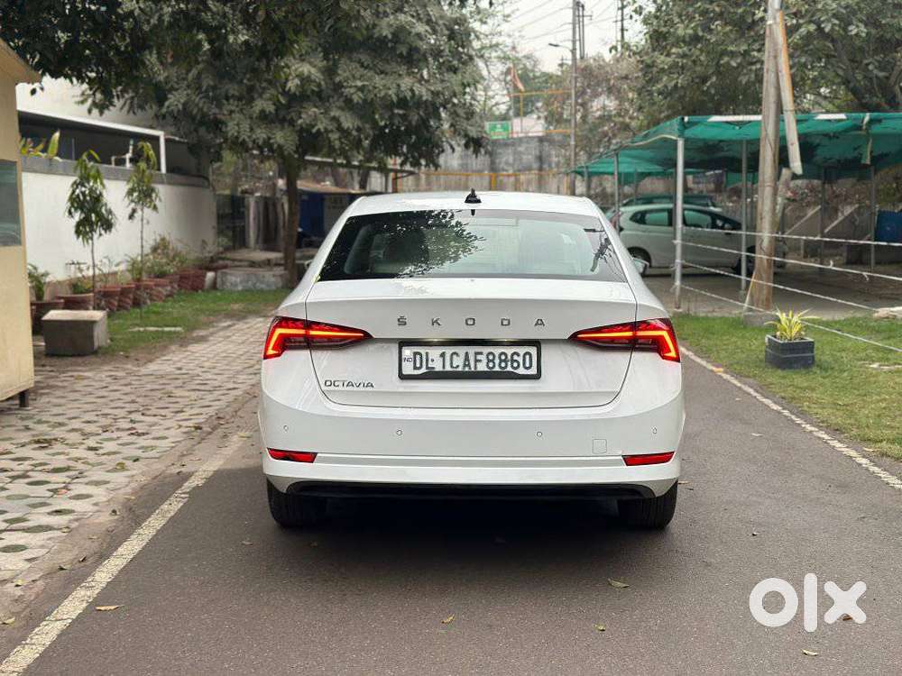 Skoda Octavia 2.0 Style Tsi At, 2022, Petrol