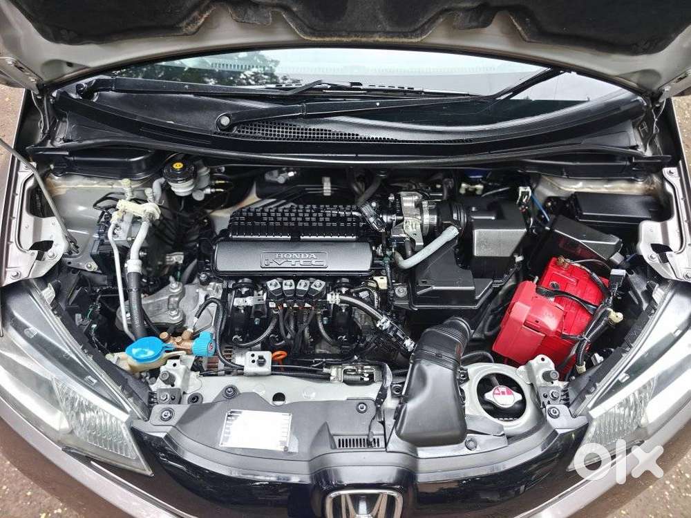 Honda Jazz V Mt Privilege, 2017, Cng & Hybrids