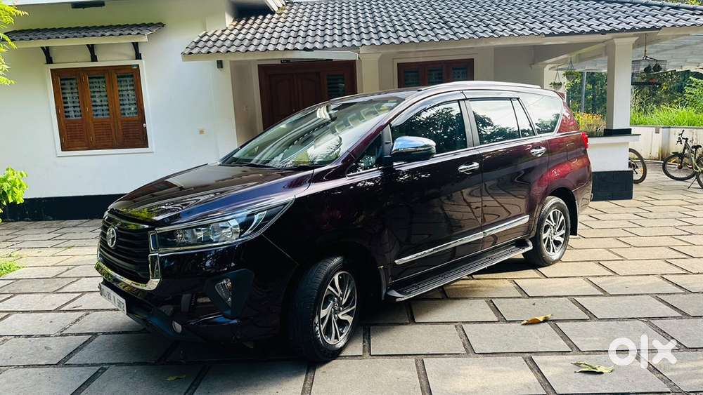 Toyota Innova Crysta 2022