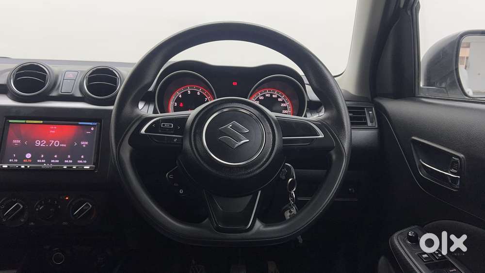 Maruti Suzuki Swift Vvt Vxi, 2022, Petrol