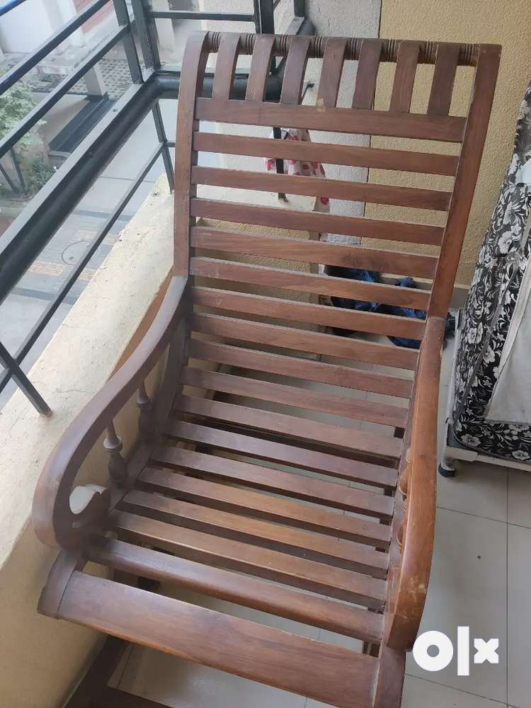 Olx best sale wooden chair