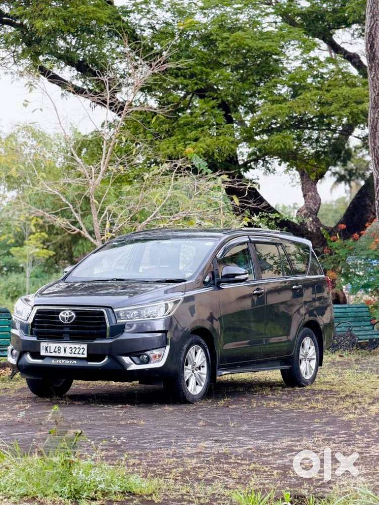 Toyota Innova Crysta 2.8 Gx At, 2017, Diesel