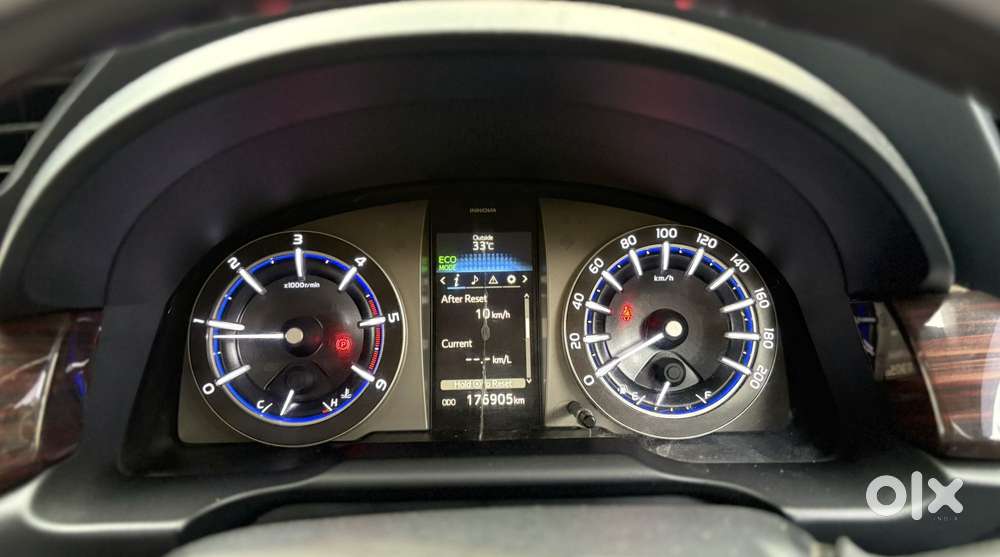 Toyota Innova Crysta 2.4 V, 2017, Diesel