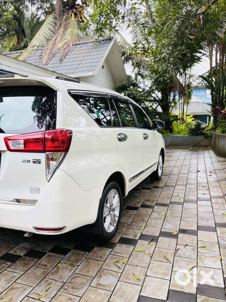 Toyota Innova Crysta 2.8 Zx At, 2018, Diesel