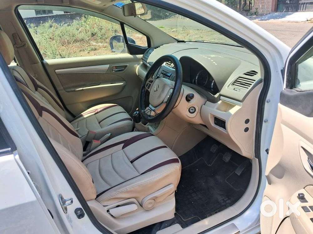 Maruti Suzuki Ertiga 2012-2015 Zxi, 2013