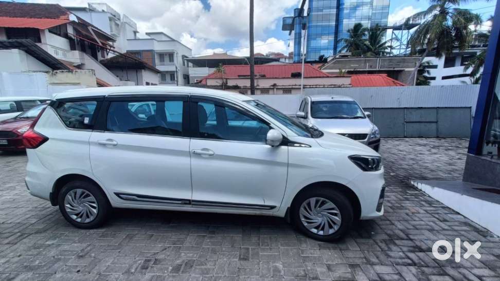 Maruti Suzuki Ertiga 1.5 Vxi, 2023, Petrol