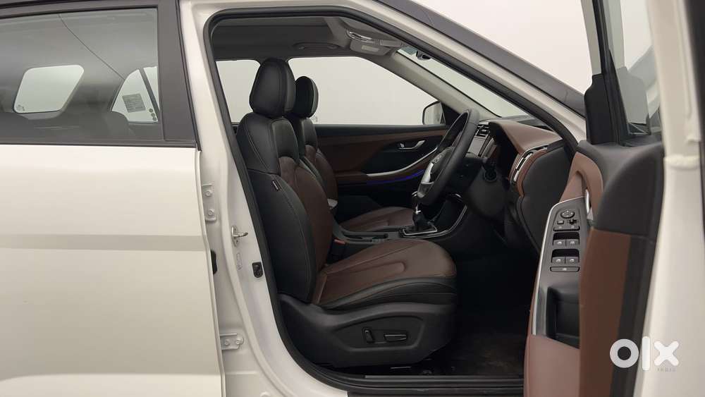 Hyundai Alcazar Platinum, 2022, Petrol