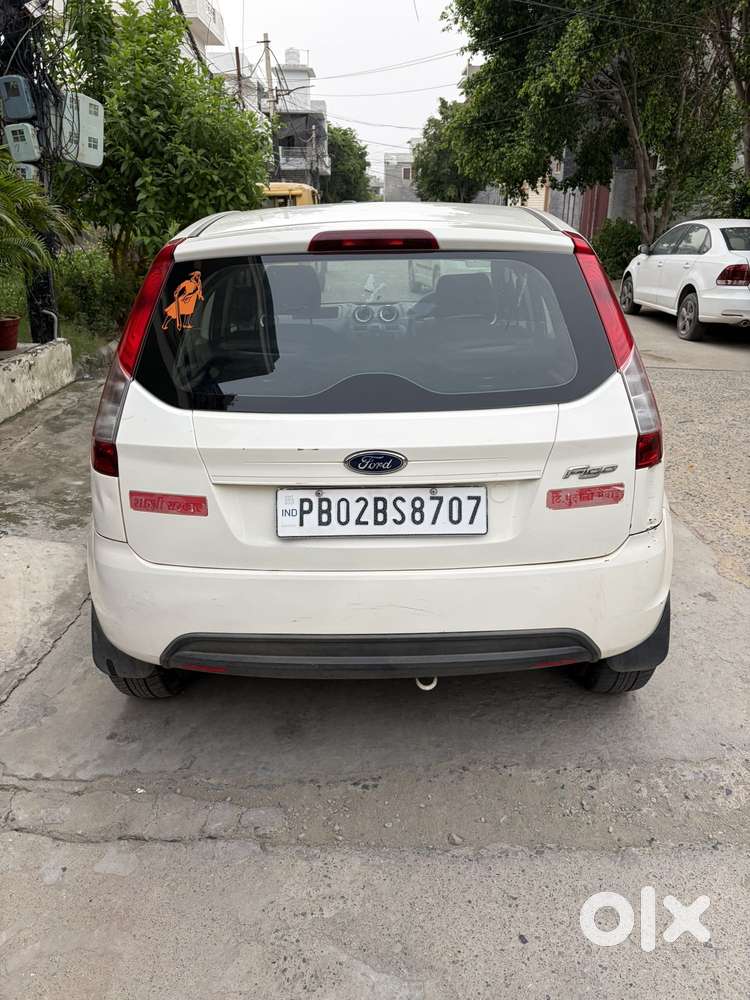 Ford Figo Petrol Celebration Edition, 2014, Petrol