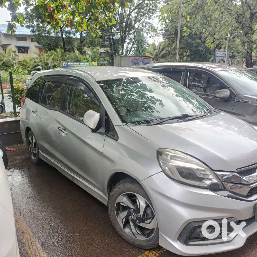 Honda Mobilio Rs Top Model