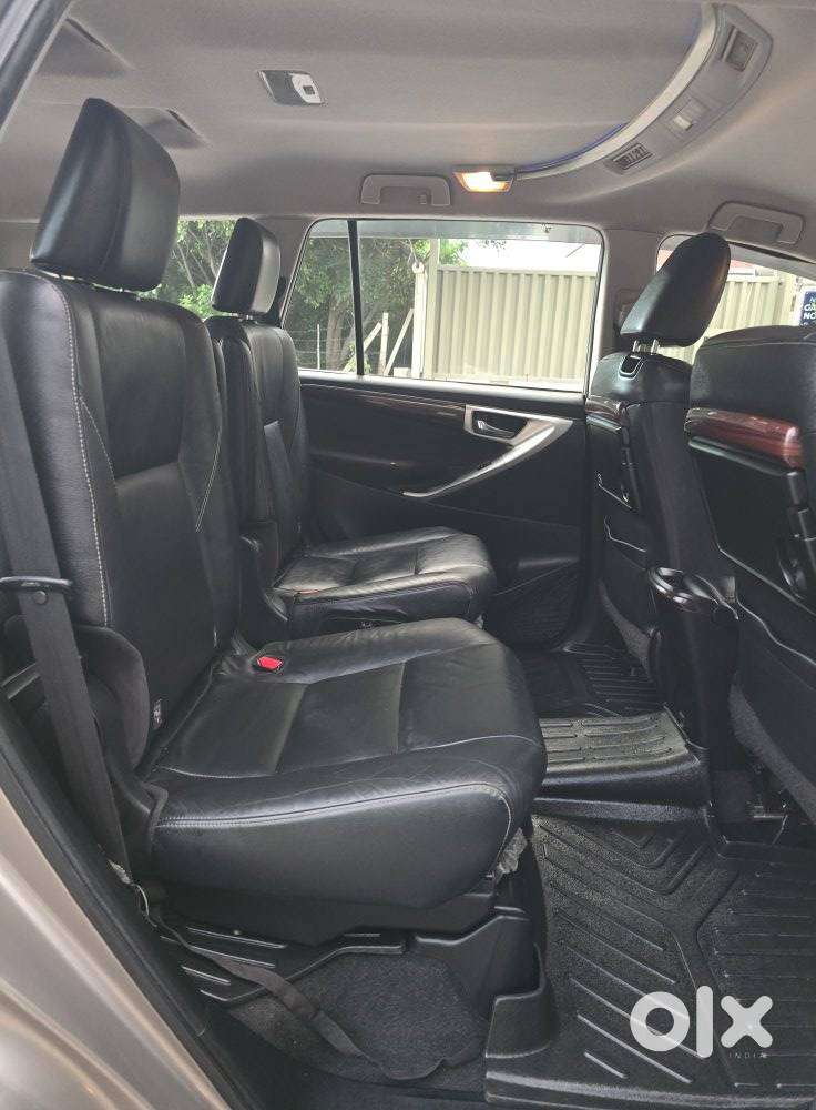 Toyota Innova Crysta 2.4 Zx Mt, 2016, Diesel