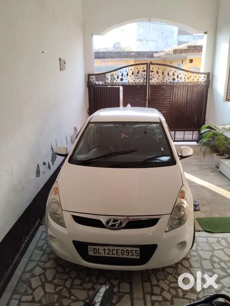Hyundai I20 2012 Cng & Hybrids 116000 Km Driven