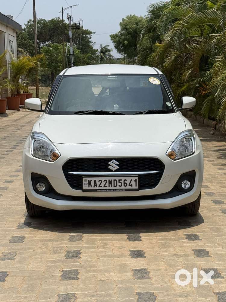 Maruti Suzuki Swift Vxi + Manual, 2023, Petrol