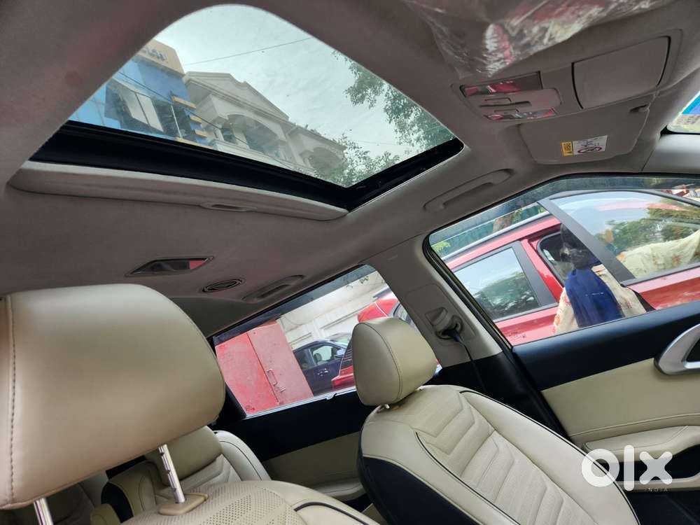 Kia Carens 1.4 Luxury Plus 6 Str, 2022, Petrol