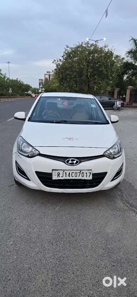 I20 Petrol 53000 Km (hyundai Original Company Record You Can Check)