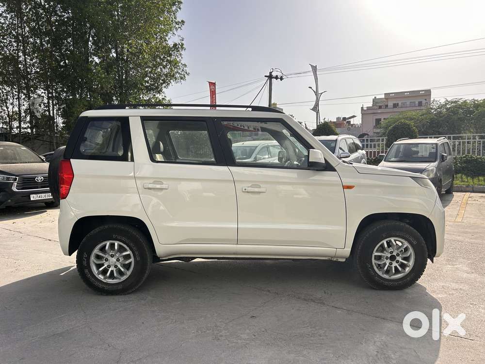 Mahindra Tuv 300 Mhawk100 T8, 2015, Diesel