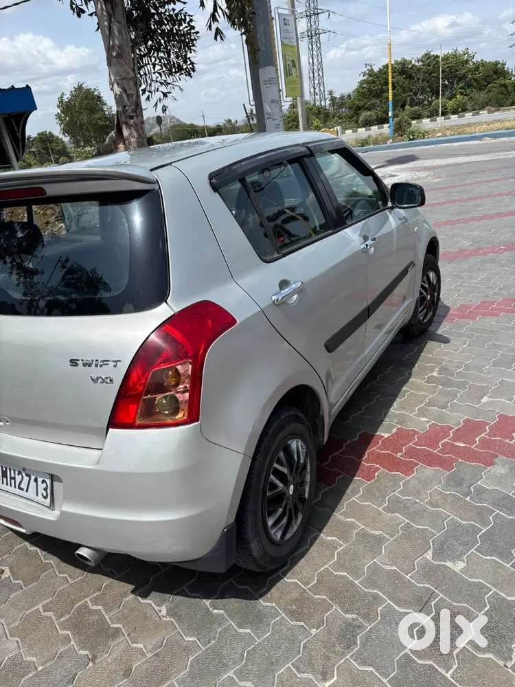 Maruti Suzuki Swift 2010