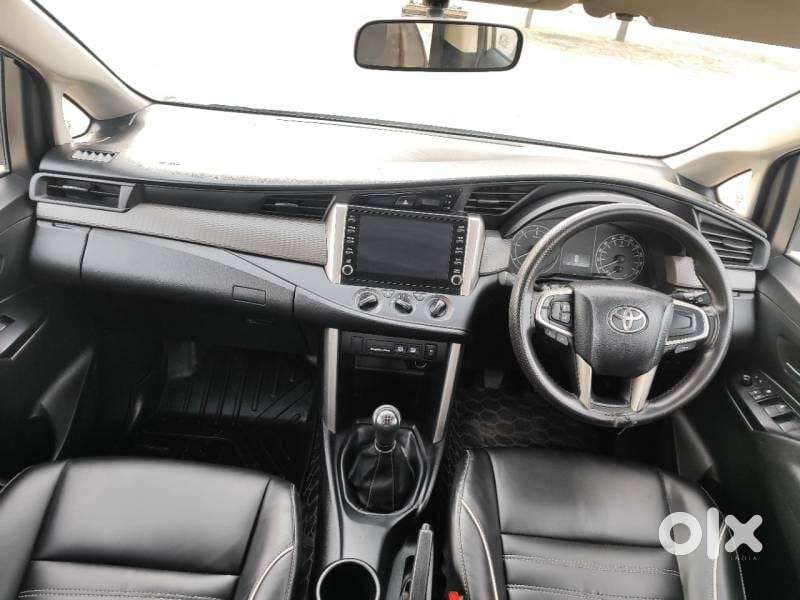 Toyota Innova Crysta 2.4 Gx Mt, 2022, Diesel