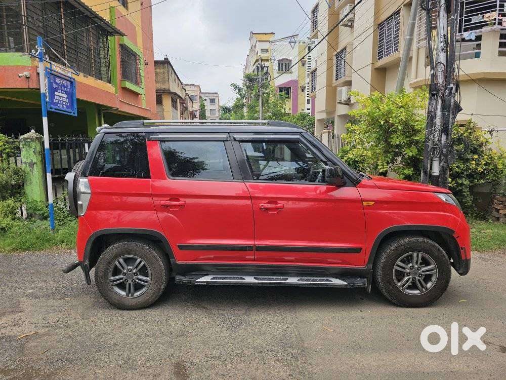 Mahindra Tuv 300 T10, 2020, Diesel