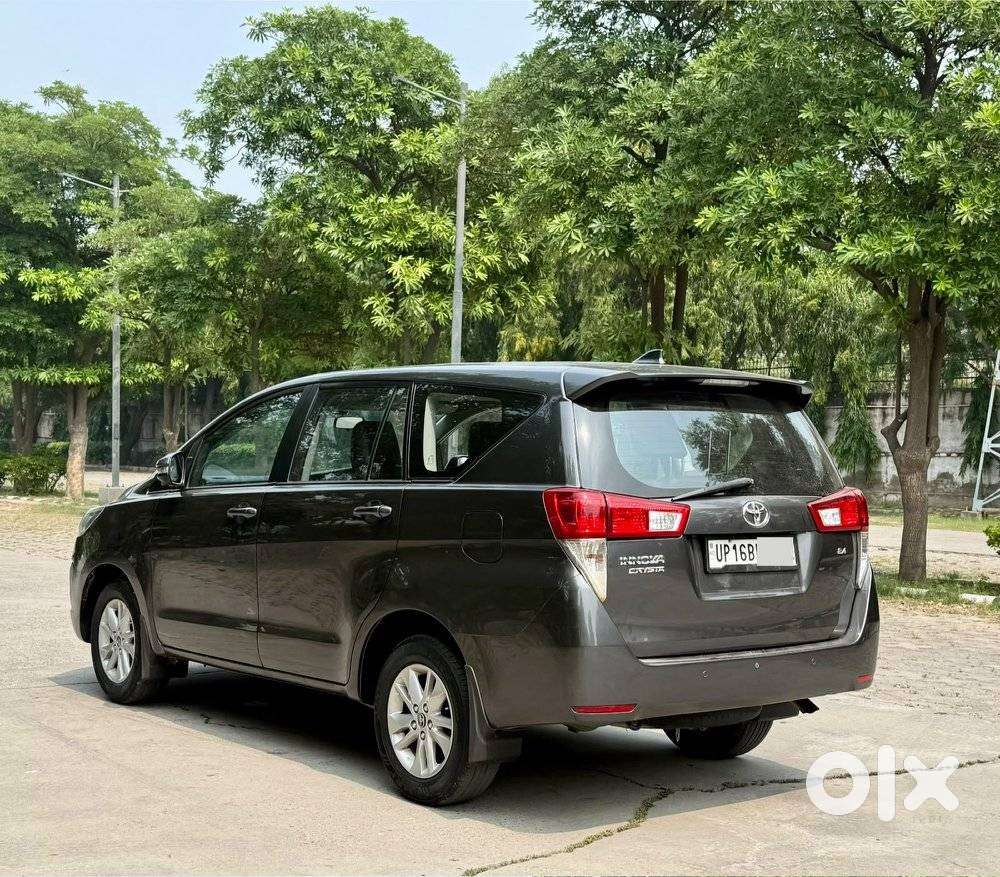 Toyota Innova Crysta 2.4 G Mt, 2017, Diesel