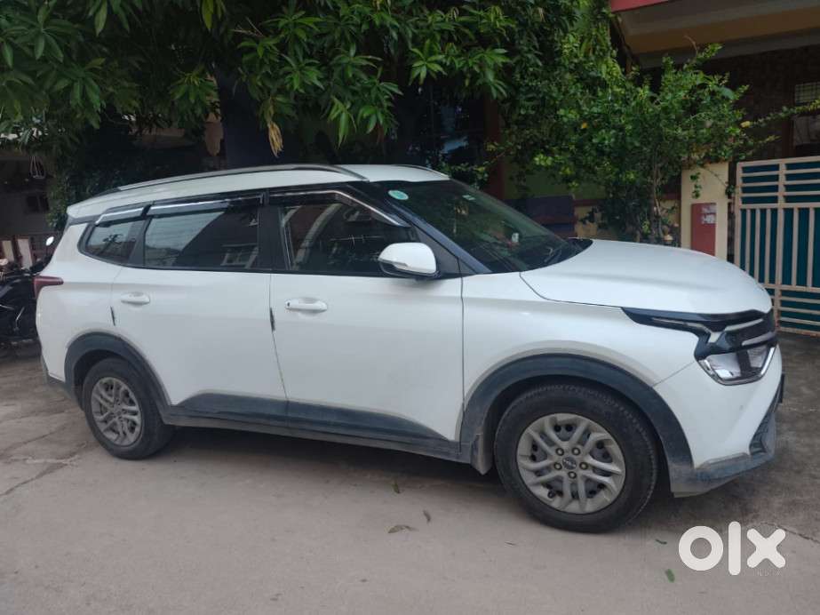 Kia Carens 1.4 Prestige 7 Str, 2022, Petrol