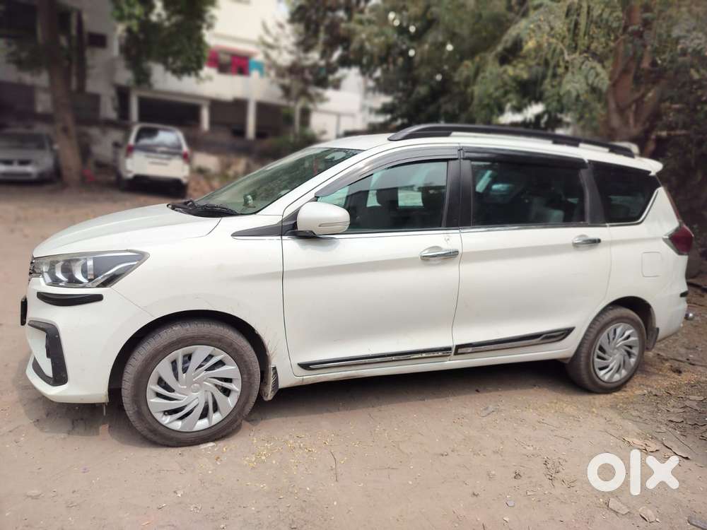 Maruti Suzuki Ertiga 2022-2023 Vxi Cng, 2023, Cng & Hybrids