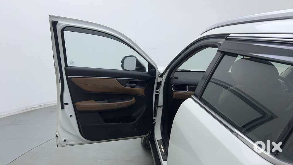 Honda Elevate Zx Cvt, 2023, Petrol