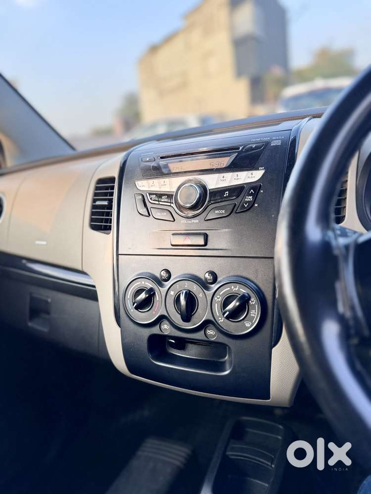 Maruti Suzuki Wagon R Vxi 1.2, 2017, Petrol