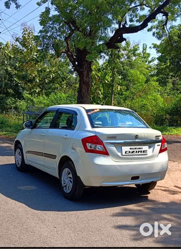 Maruti Suzuki Dzire 2017 Diesel 130000 Km Driven All Paper Ok Ac Chill