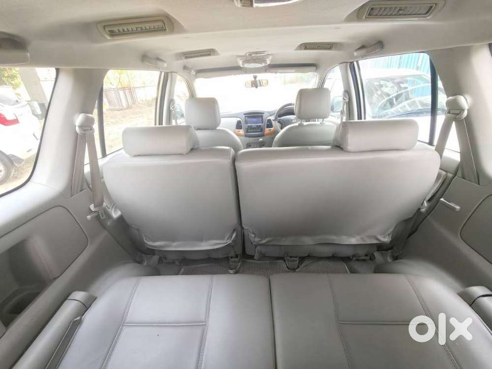 Toyota Innova 2.5 Vx 8 Str Bs-iii, 2010, Diesel