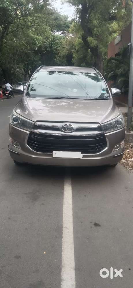 Toyota Innova Crysta 2.8z Automatic, 2017, Diesel