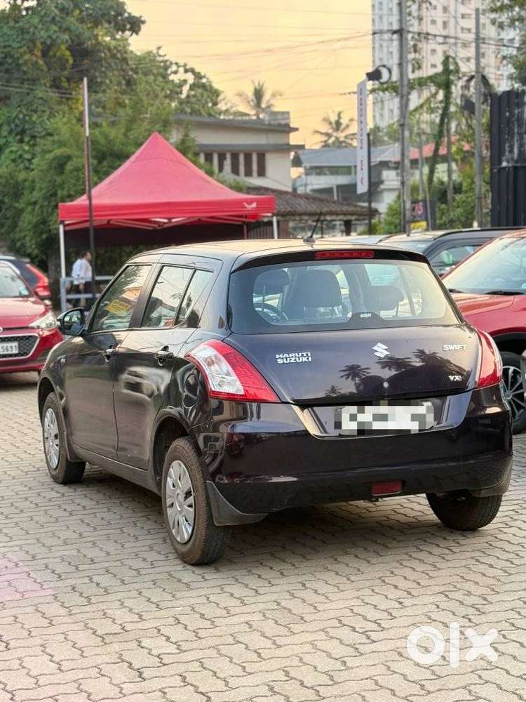 Maruti Suzuki Swift Vxi With Abs, 2014, Petrol