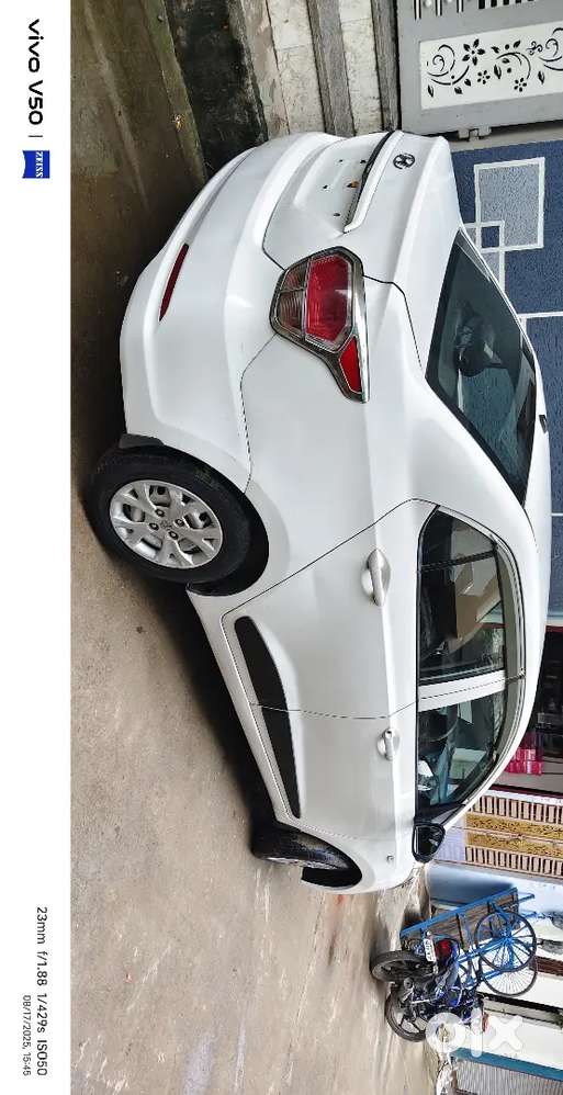 Hyundai Xcent 2018 Diesel 65300 Km Driven